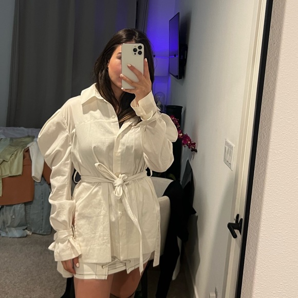 White button down - Picture 1 of 4